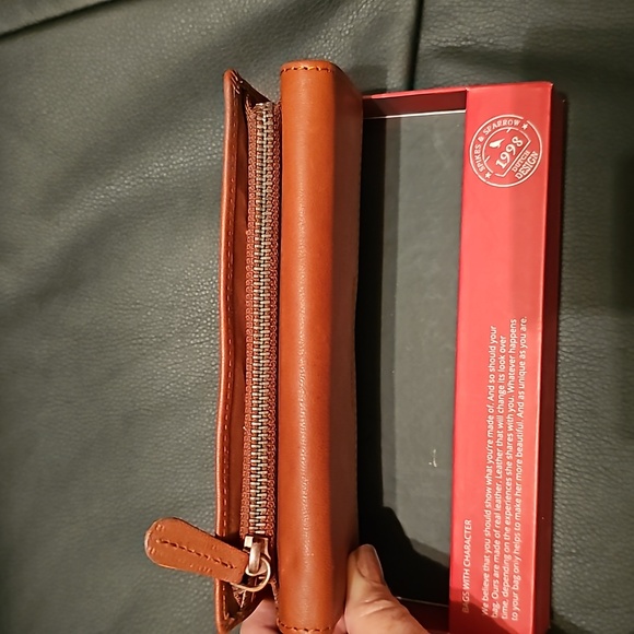 Spikes & Sparrow Wallet NIB - Picture 4 of 7